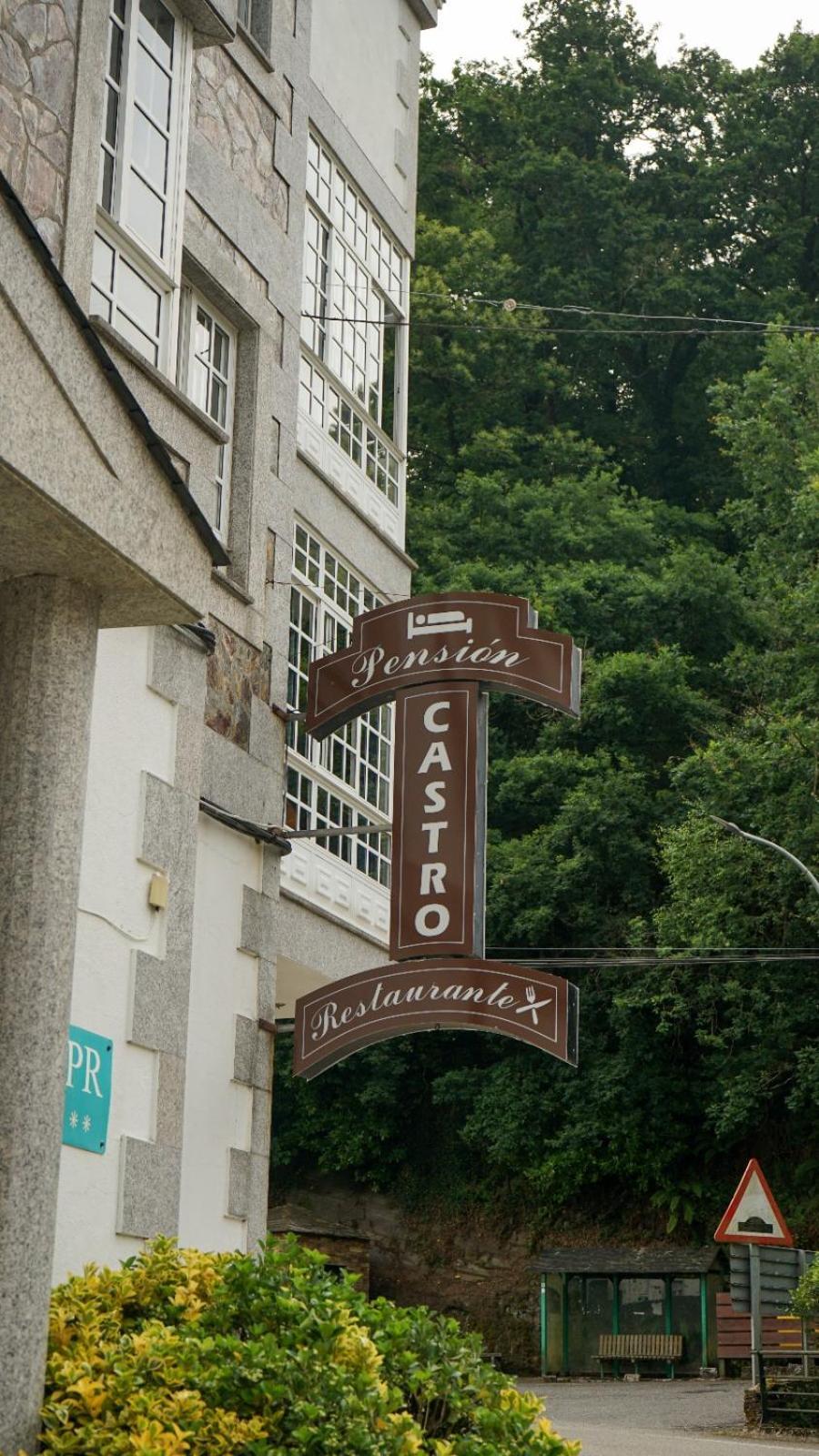Pension Castro Parrillada サモス エクステリア 写真