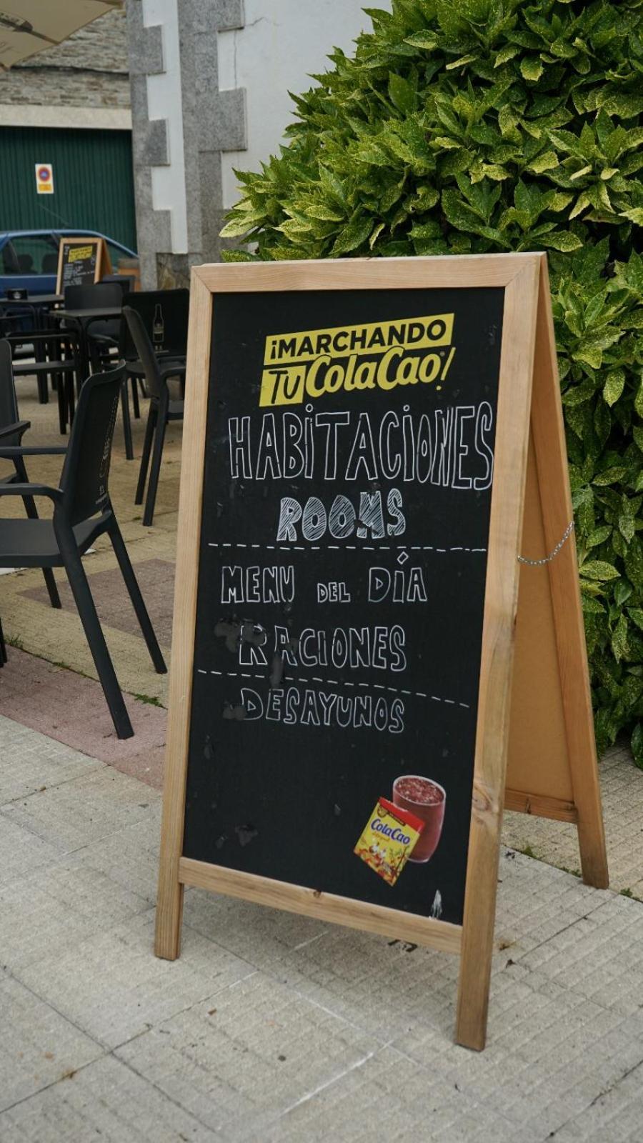 Pension Castro Parrillada サモス エクステリア 写真